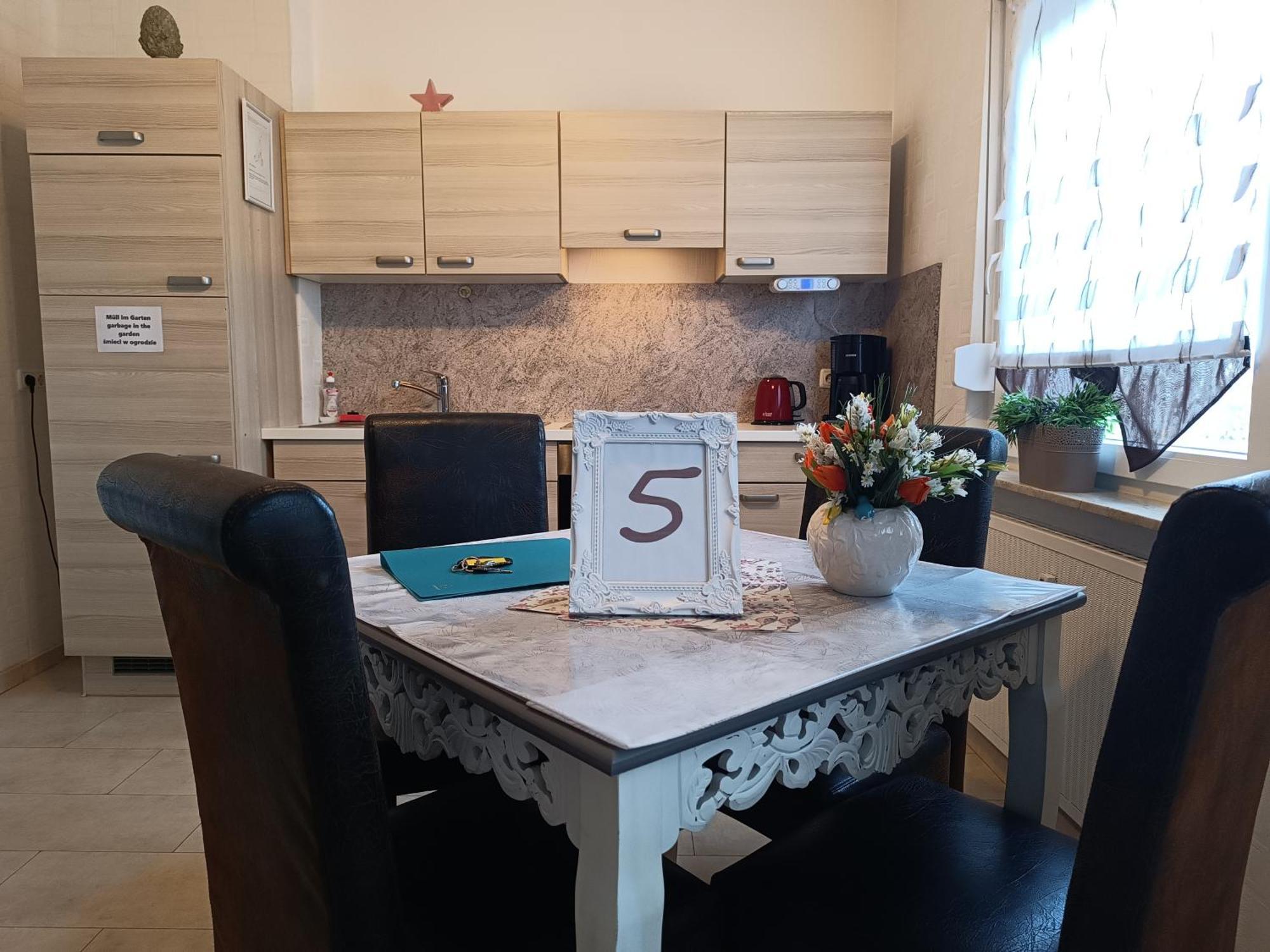 5x Fuchs-Dobry Balkon-Apartments 40qm-65qm Oberhausen  Exterior foto