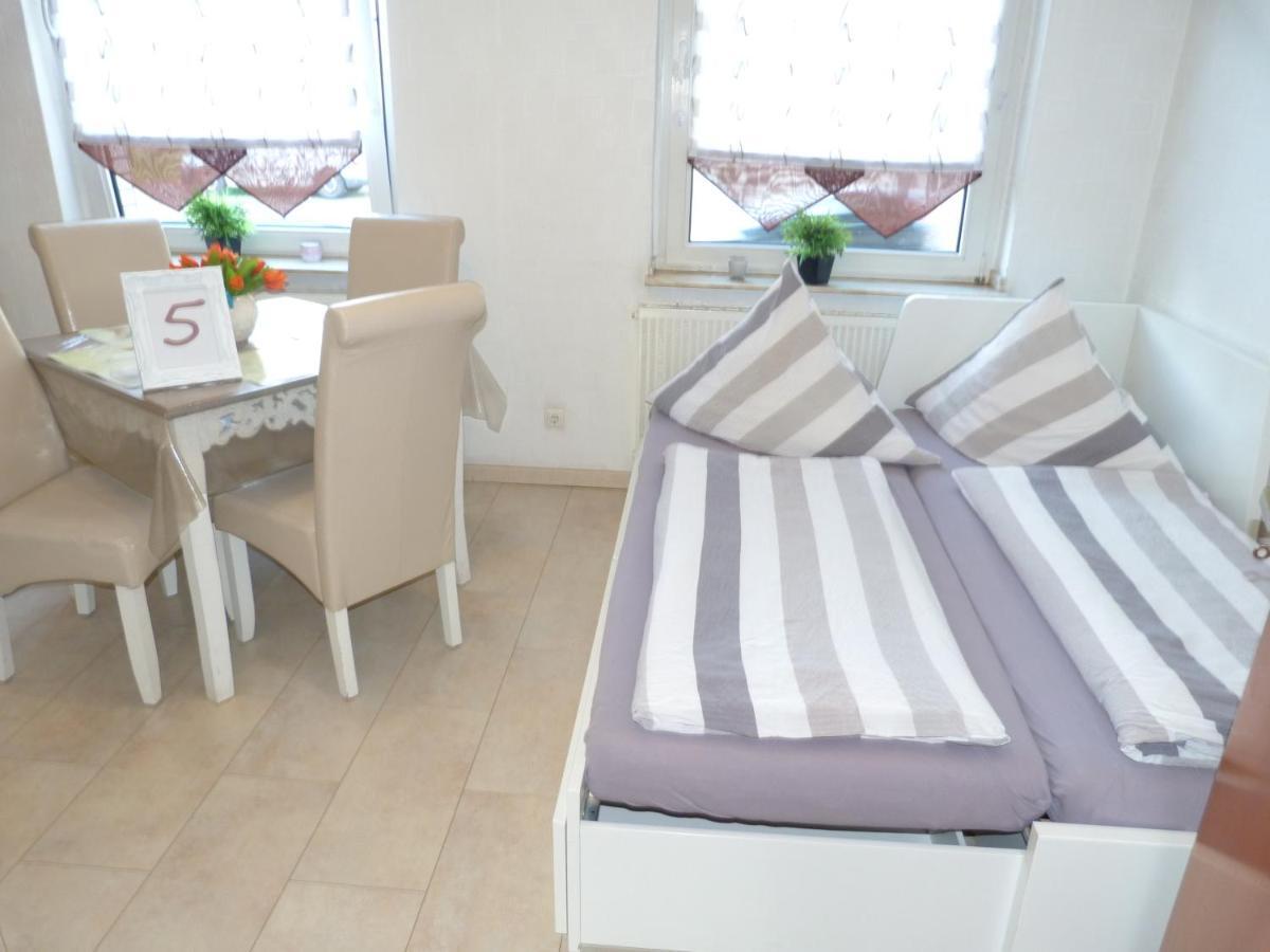 5x Fuchs-Dobry Balkon-Apartments 40qm-65qm Oberhausen  Exterior foto